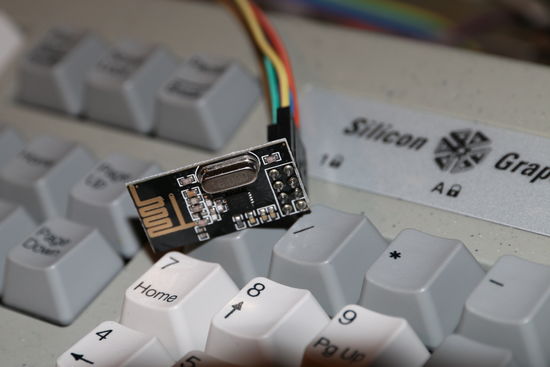 nRF24, hackování bezdrátových klávesnic a myší
